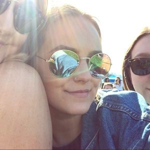 Meet your Posher, Kloby